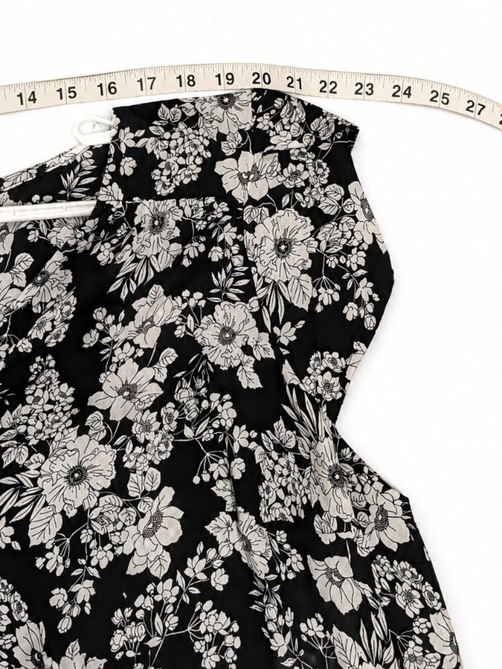 Torrid Harper Floral Georgette Blouse 4X Black White Short Sleeve Plus Size Top - Picture 5 of 6